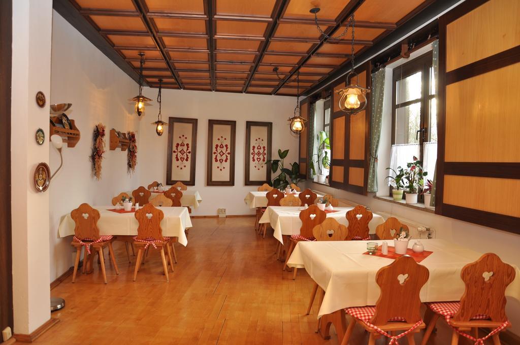 אוברהוף Hotel Zum Gruendle מראה חיצוני תמונה