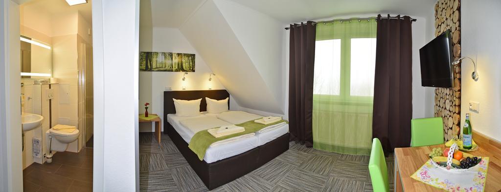 אוברהוף Hotel Zum Gruendle מראה חיצוני תמונה
